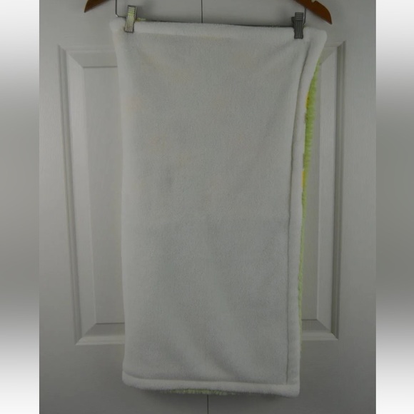 Animal Print Baby Blanket Patchwork Squares Yellow Green Off White Tan Giraffe - Picture 5 of 6